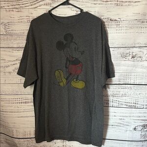 Disney Gray Mickey Mouse Short Sleeve Tee size 2XL